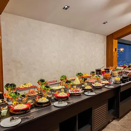 Hotell Demiray Old 5*