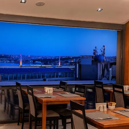 Demiray Old מלון 5*